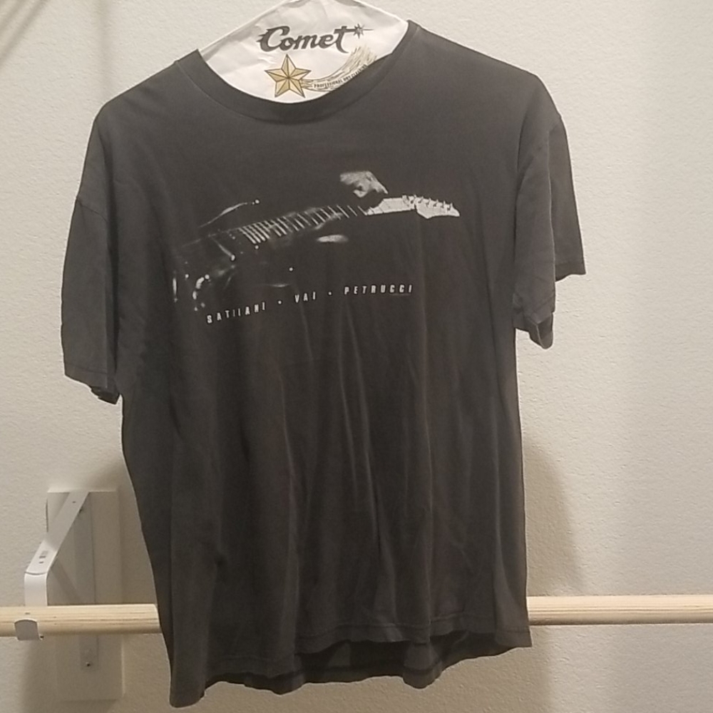 G3 2001 shirt